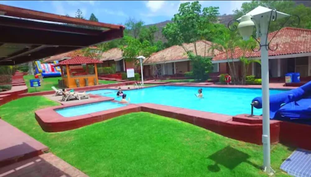 Hotel Chapala Country מראה חיצוני תמונה