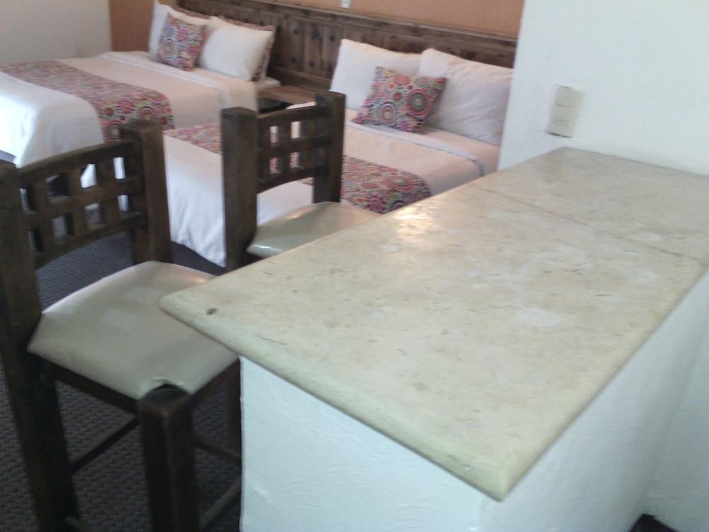 Hotel Chapala Country מראה חיצוני תמונה