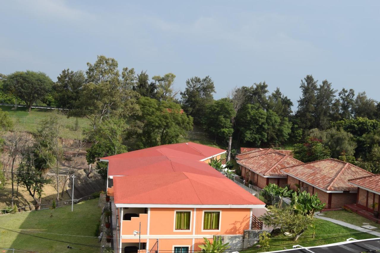 Hotel Chapala Country מראה חיצוני תמונה