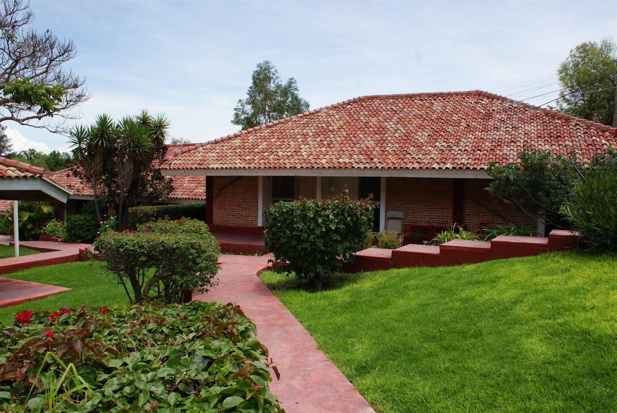 Hotel Chapala Country מראה חיצוני תמונה